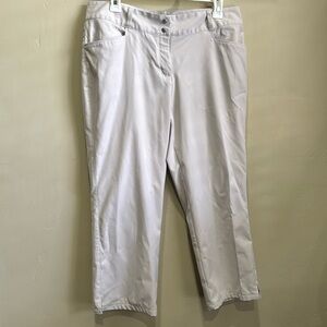 Light grey women adidas golf capri size 10 22inch inseam